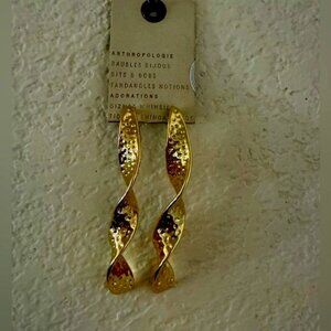 NWT ANTHROPOLOGIE Long Twist Drop Hammered Spiral 14k Gold Plated Brass Earrings